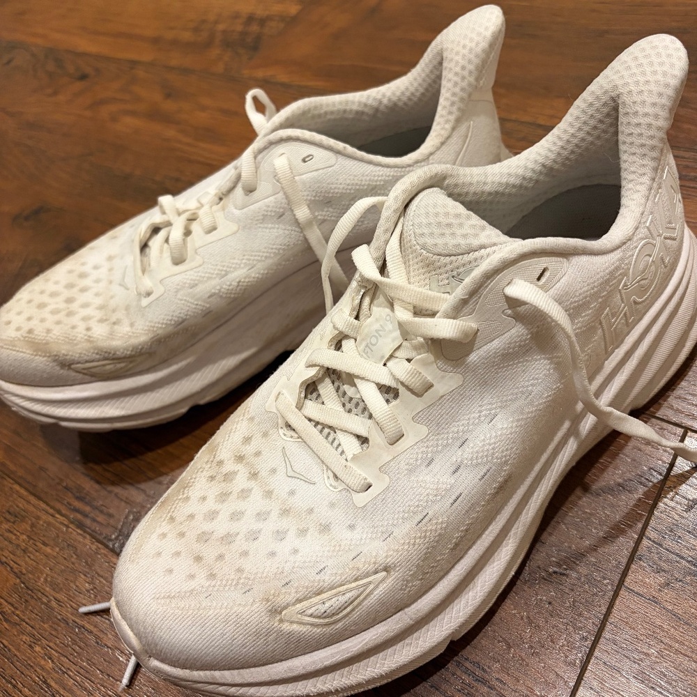 Hoka Clifton 9